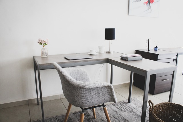Optimaliseer je werkplek: van ergonomische meubels tot kantoordecoratie